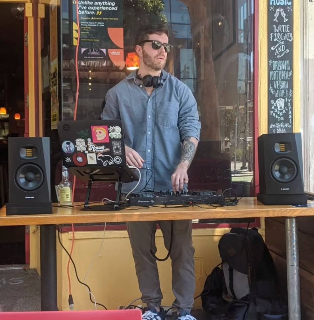 DJ Jesus Librero